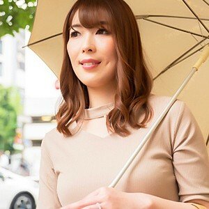 EWDX-336长身且身材拔群的白皙人妻30岁年轻的秘诀是炮友和做爱